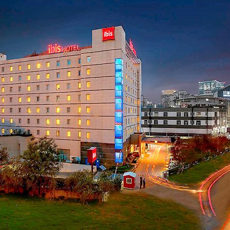 Hotel Ibis Gurgaon Golf Course Road - An Accor Brand Esterno foto