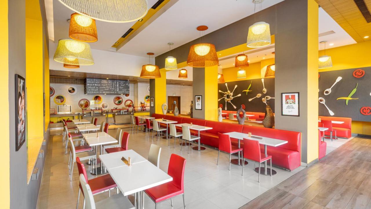 Hotel Ibis Gurgaon Golf Course Road - An Accor Brand Esterno foto