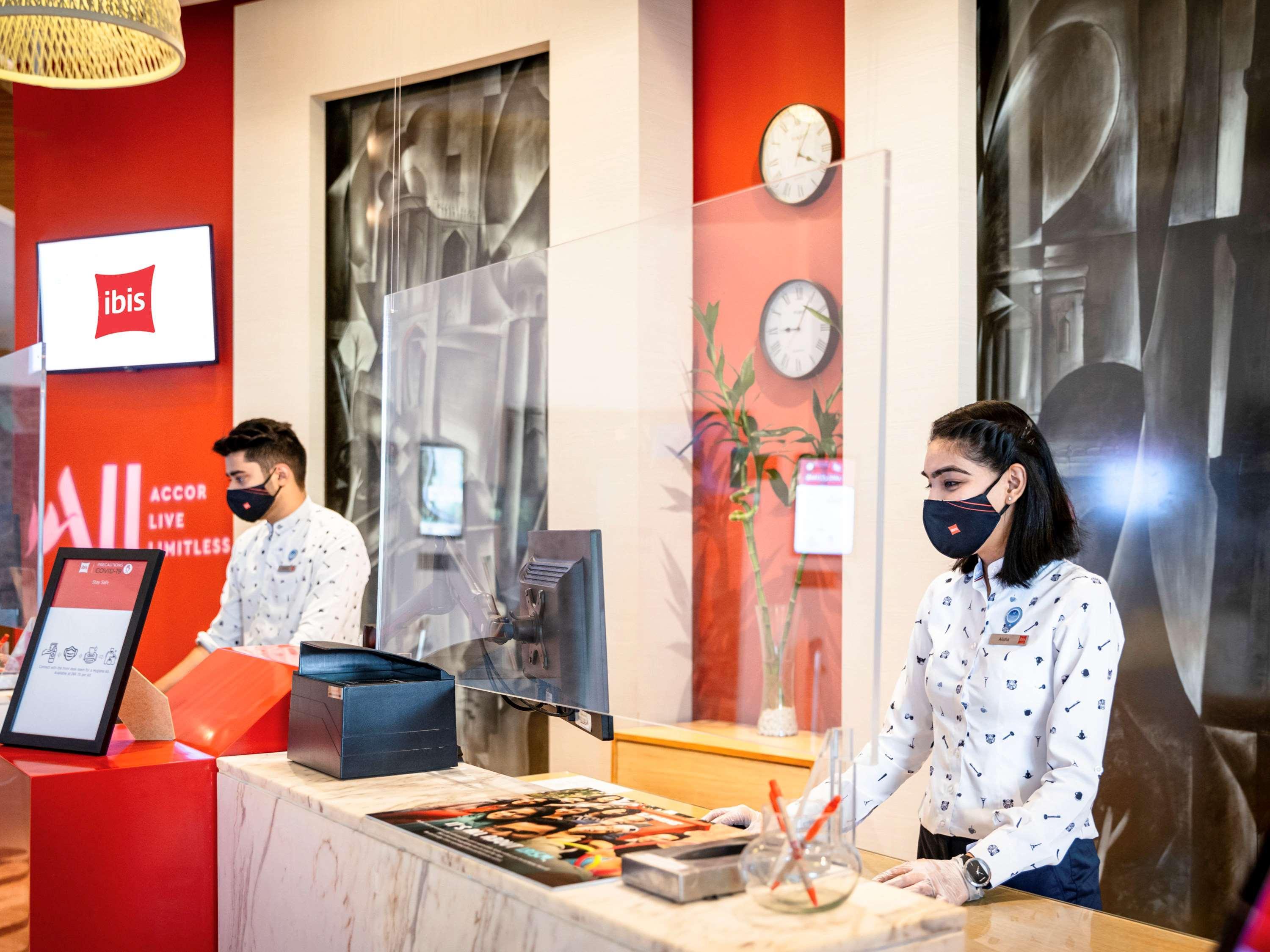 Hotel Ibis Gurgaon Golf Course Road - An Accor Brand Esterno foto